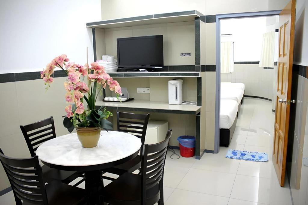 Burmahtel Hotel George Town Eksteriør bilde